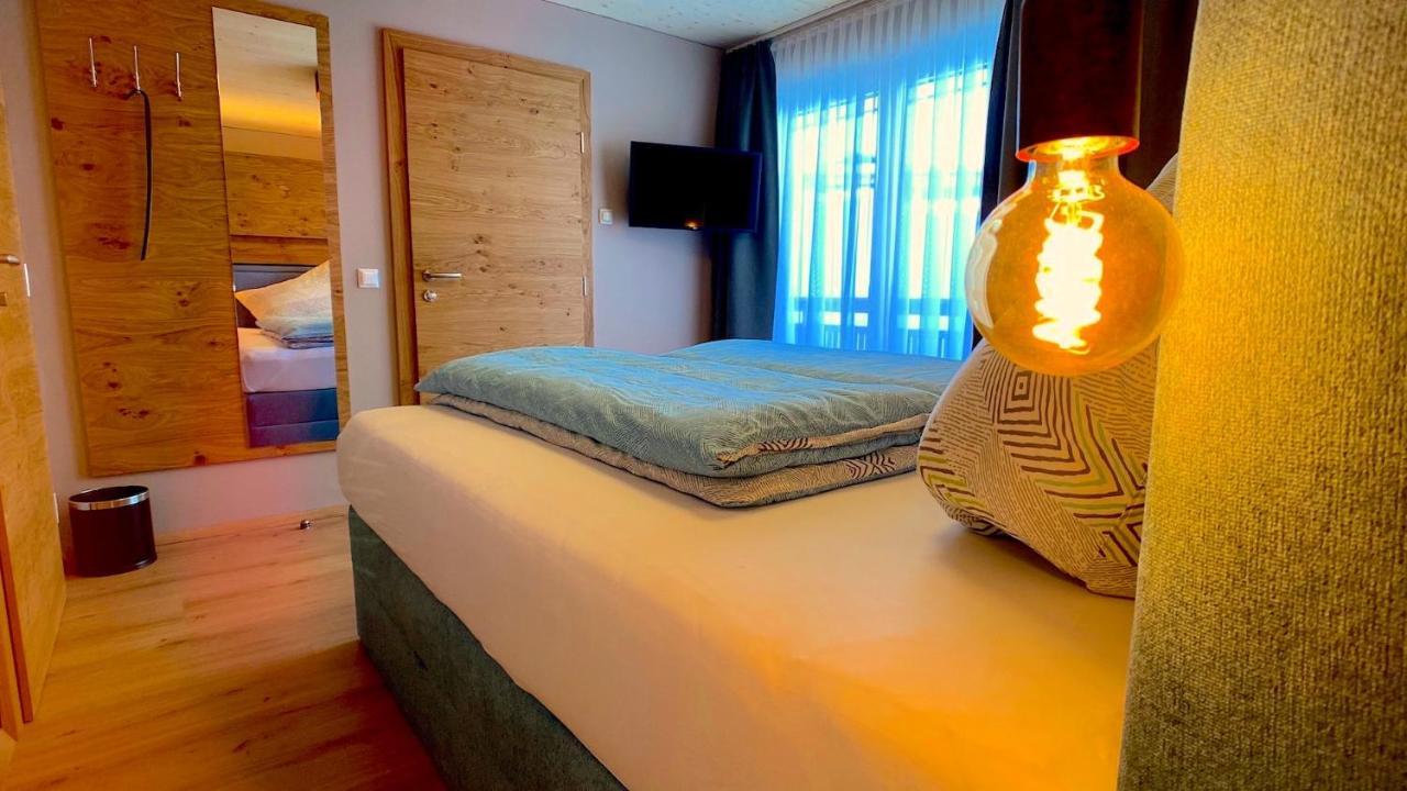 Erdhaeuser Und Apartments Mit Seeblick Und Alleinlage Weissensee Ngoại thất bức ảnh