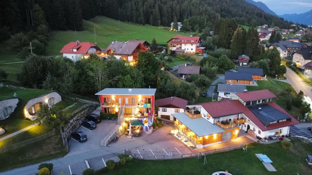 Erdhaeuser Und Apartments Mit Seeblick Und Alleinlage Weissensee Ngoại thất bức ảnh
