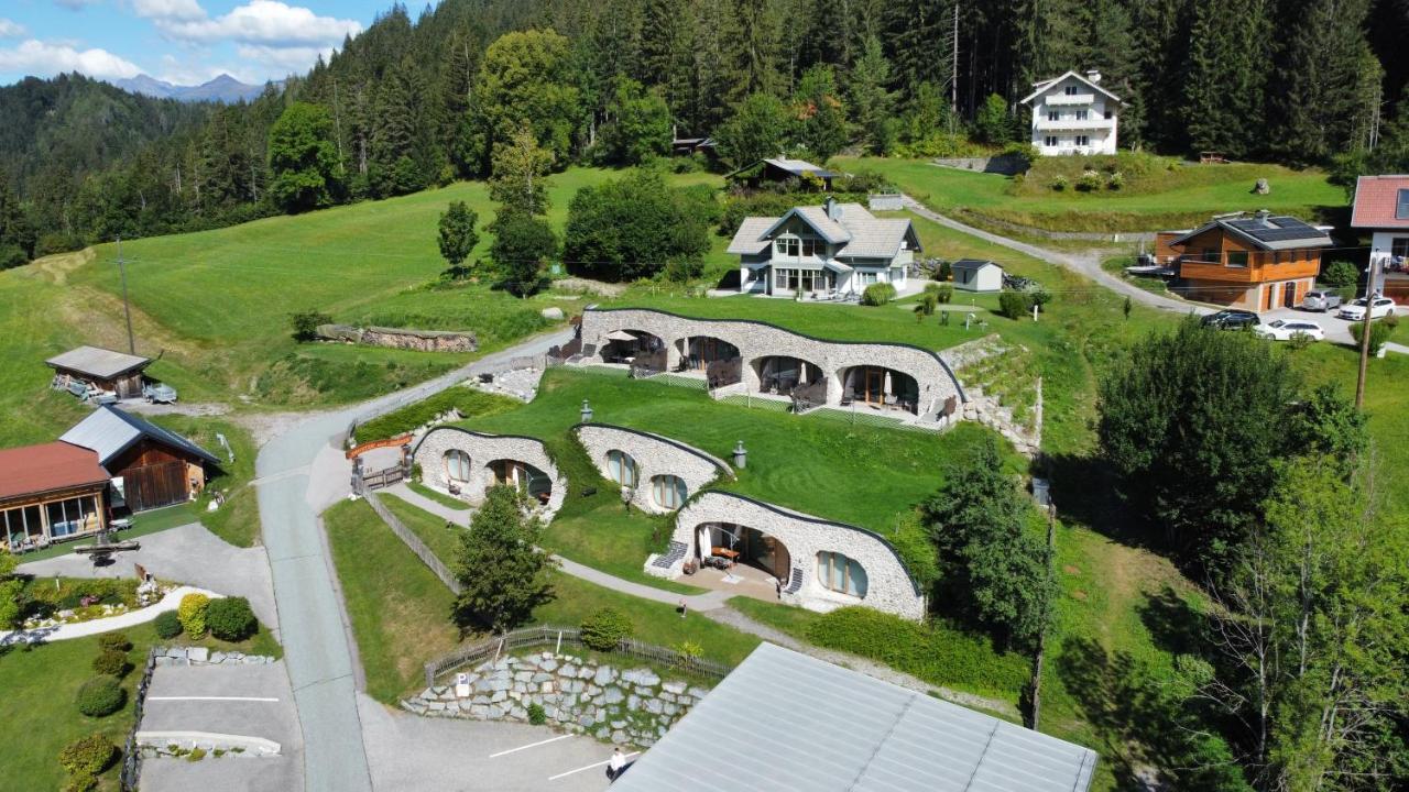 Erdhaeuser Und Apartments Mit Seeblick Und Alleinlage Weissensee Ngoại thất bức ảnh